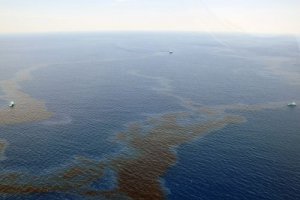 Dark oil photographed during a Coast Guard overflight on May 12, 2016.